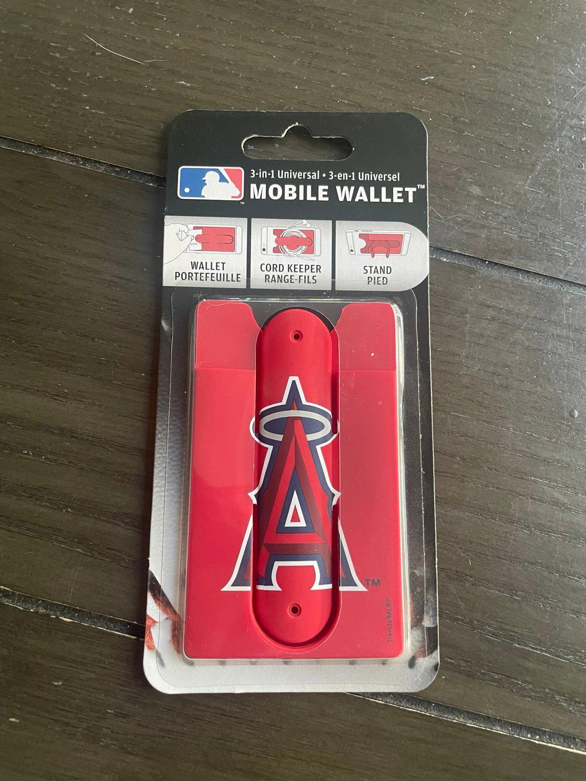 MLB 3-in-1 Universal Mobile Wallet – Los Angeles Angels