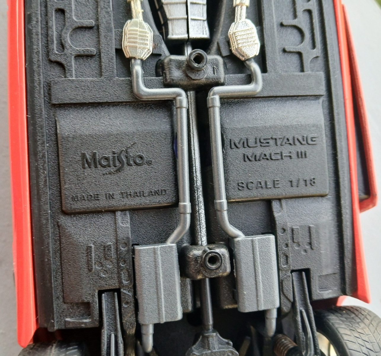 Maisto Mustang Mach III / Red /Diecast / Thailand / Scale 1/18