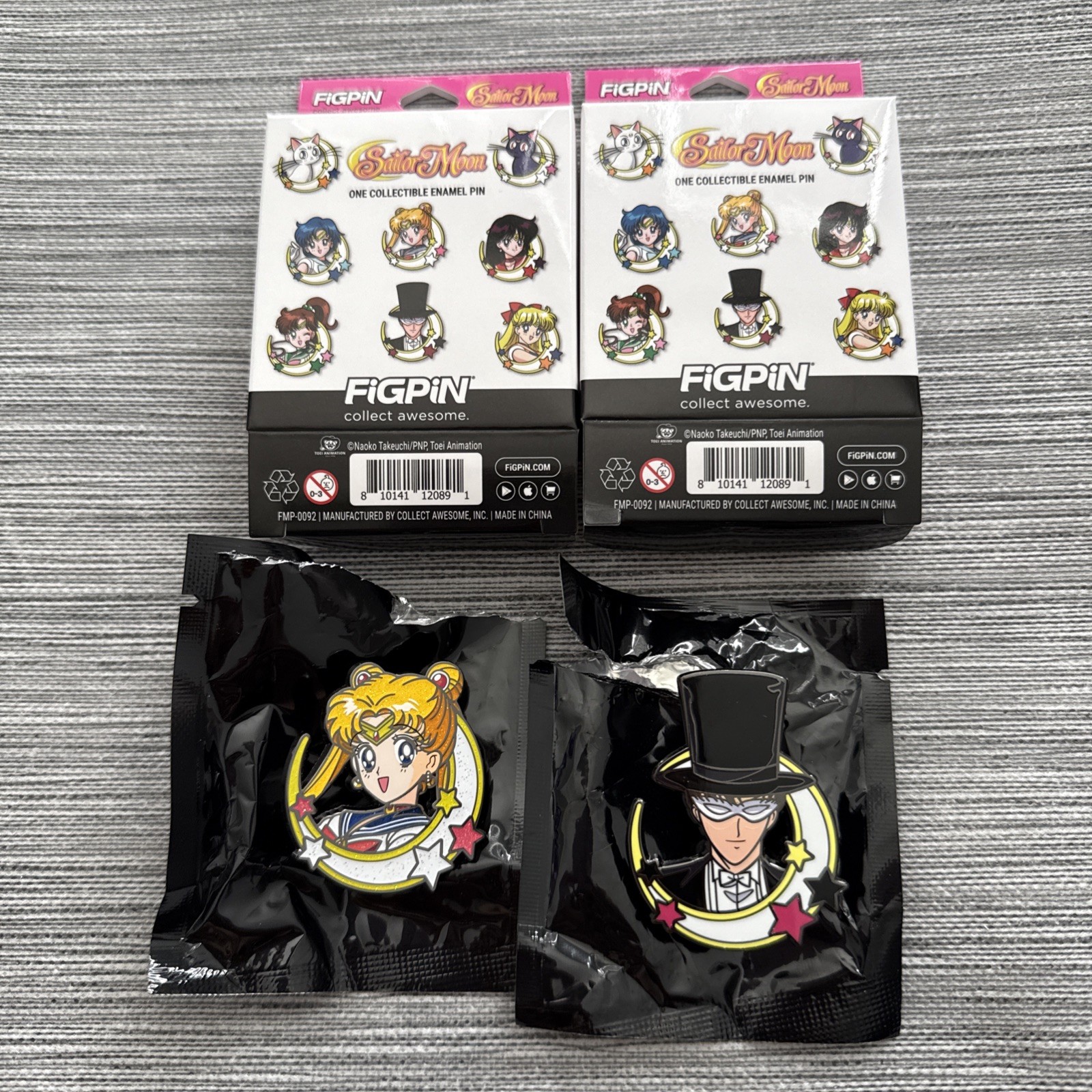 FiGPiN Sailor Moon Glitter + Tuxedo Mask Series 1 Mystery Mini Pin Box RARE